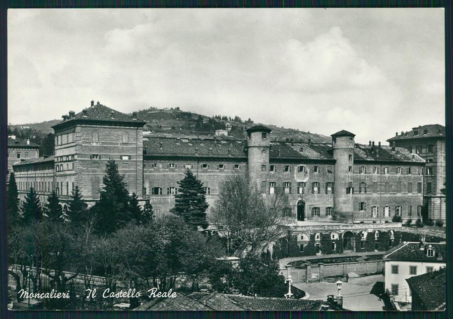Torino Moncalieri Castello Reale Foto FG cartolina MZ3298 – fronte