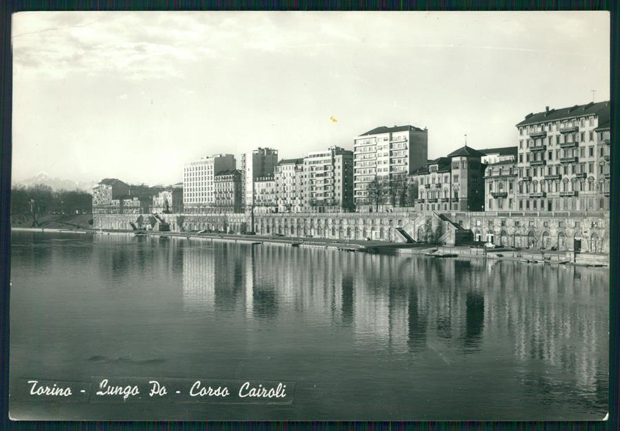 Torino città Lungo Po Corso Cairoli PIEGA Foto FG cartolina MZ3312 – fronte