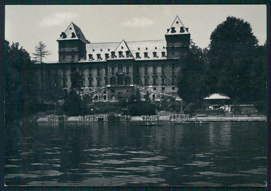 Torino città Castello del Valentino Foto FG cartolina MZ3313 – fronte