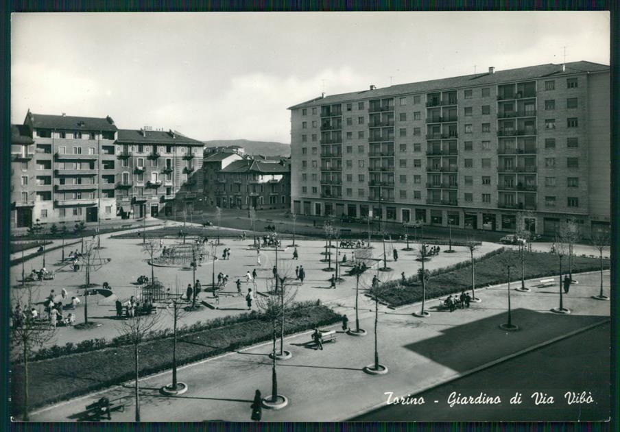 Torino città Giardino di Via Vibò PIEGHINA Foto FG cartolina MZ3465 – fronte