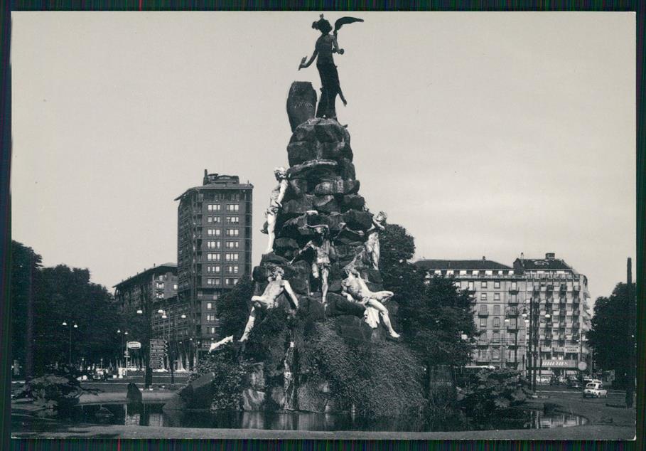 Torino città Piazza Statuto Foto FG cartolina MZ3656 – fronte
