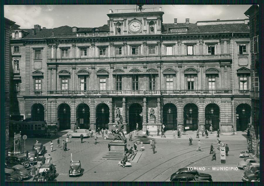 Torino città Municipio Auto Foto FG cartolina MZ3676 – fronte