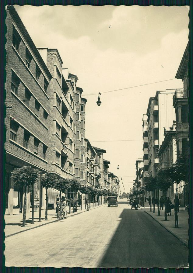 Asti città Corso Dante Auto Foto FG cartolina MZ4277 – fronte