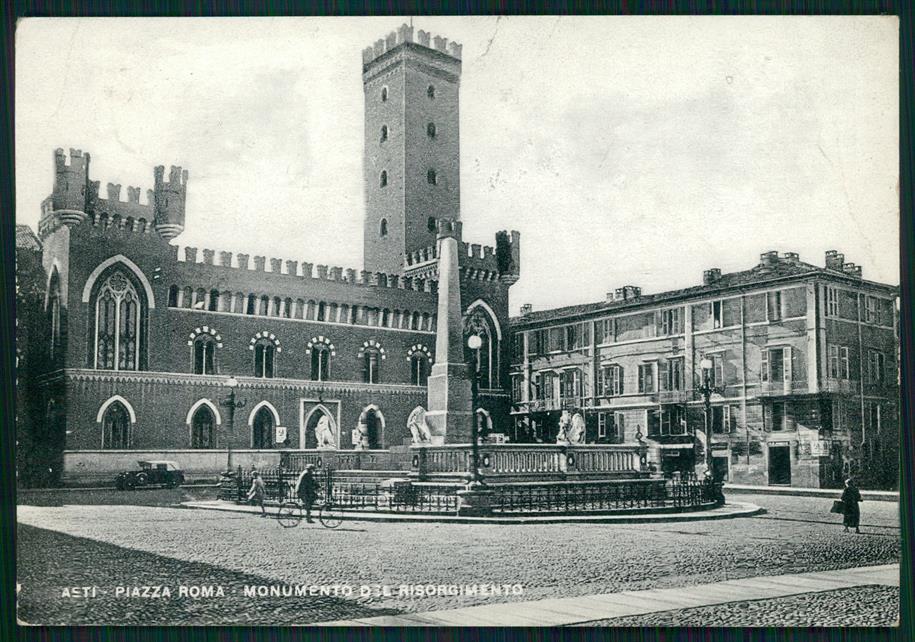 Asti città Piazza Roma PIEGA FG cartolina MZ4285 – fronte