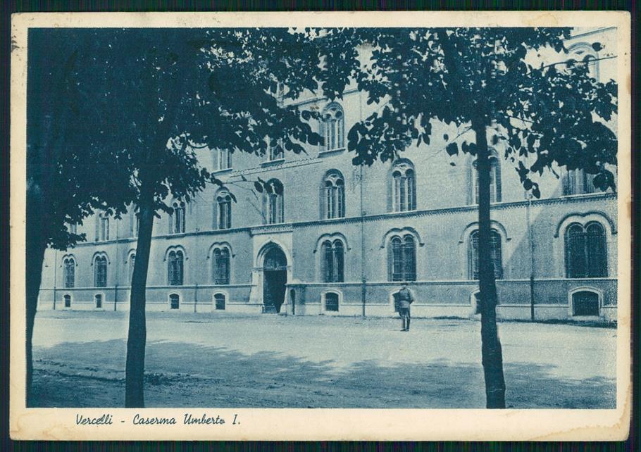 Vercelli città Caserma Umberto I FG cartolina MZ4417 – fronte
