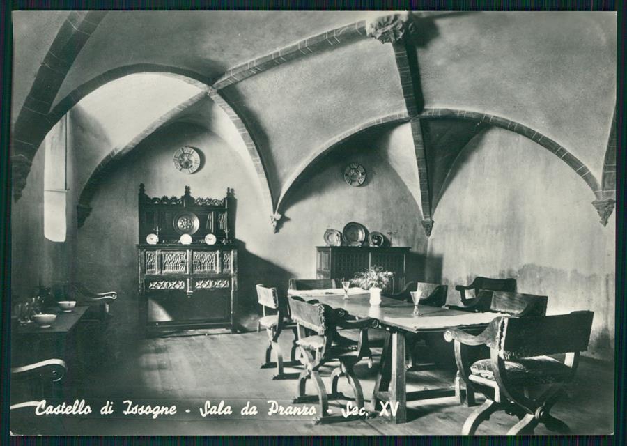 Aosta Issogne Castello di Foto FG cartolina MZ4443 – fronte