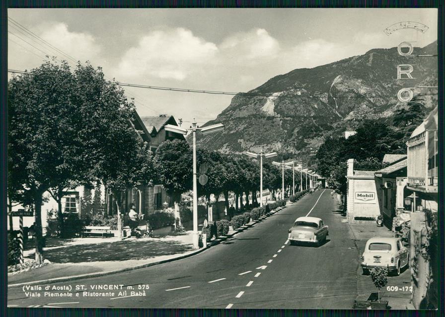 Aosta Saint Vincent Viale Piemonte Auto Foto FG cartolina MZ4458 – fronte