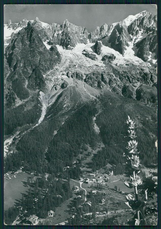 Aosta Courmayeur Panorama PIEGA Foto FG cartolina MZ4627 – fronte