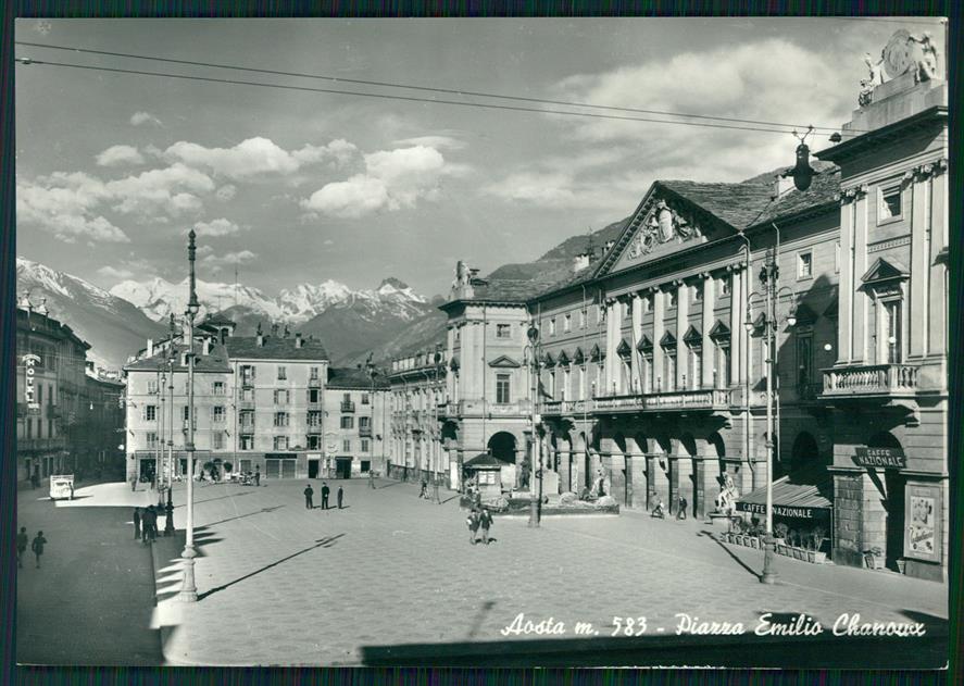 Aosta città Piazza Chanoux Foto FG cartolina MZ4762 – fronte