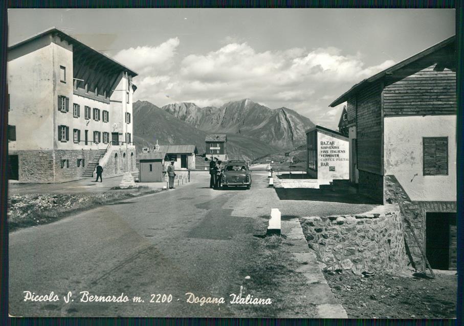Aosta La Thuile Piccolo San Bernardo Dogana Auto Foto FG cartolina MZ4787 – fronte