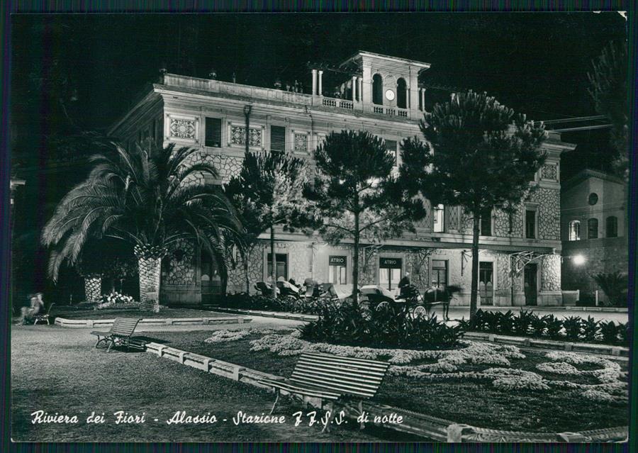 Savona Alassio Stazione Foto FG cartolina MZ4895 – fronte