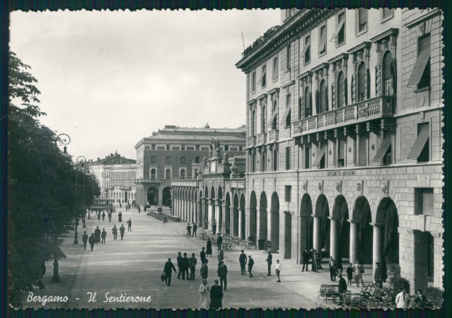 Bergamo città Il Sentierone Foto FG cartolina MZ5087 – fronte