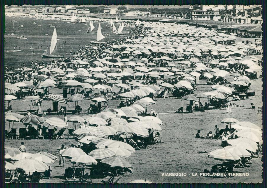 Lucca Viareggio Spiaggia Foto FG cartolina MZ5422 – fronte