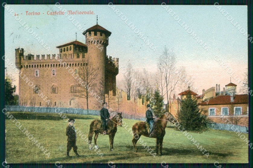 Torino Città Castello Medioevale cartolina MZ8936 – fronte