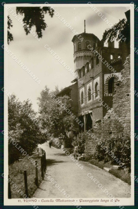 Torino Città Castello Medioevale Passeggiata Lungo Po Foto cartolina MZ8962 – fronte