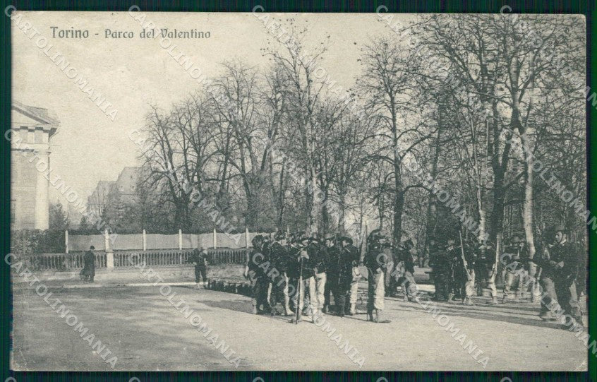Torino Città Parco del Valentino Militari Bersaglieri PIEGHE cartolina MZ9093 – fronte