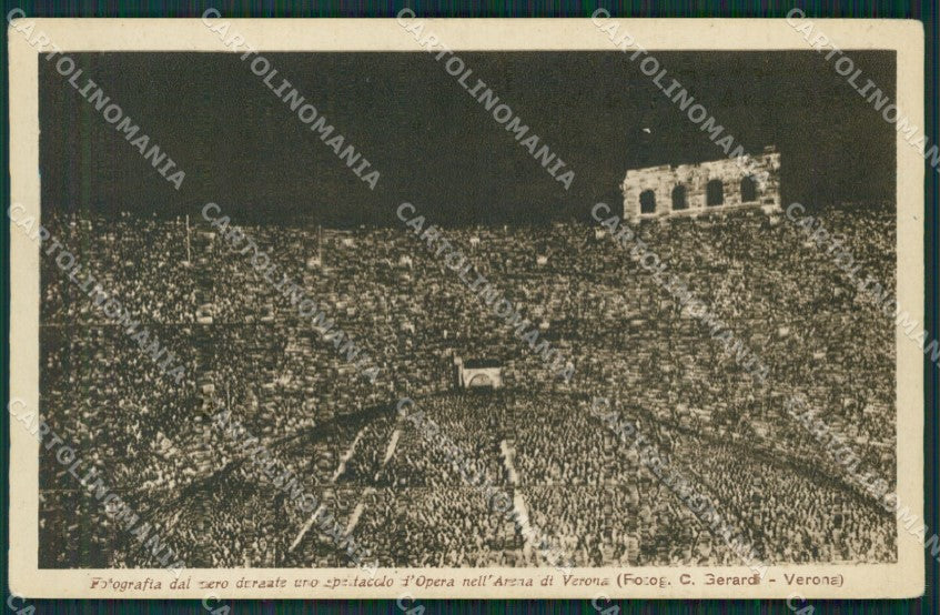 Verona Città Lirica Arena cartolina QK7311 – fronte
