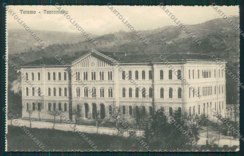 Teramo Città cartolina QQ4147 – fronte