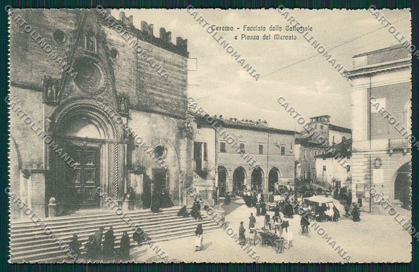 Teramo Città Mercato cartolina QQ4169 – fronte