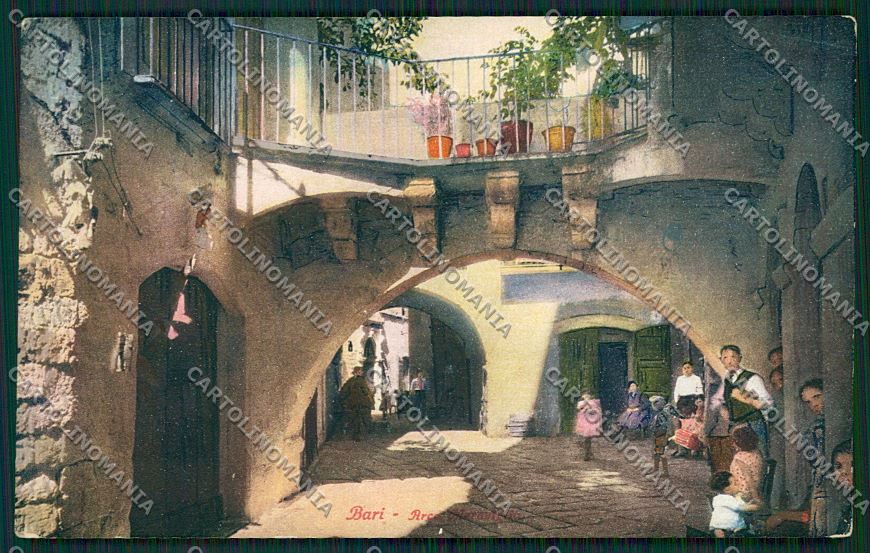 Bari Città cartolina QQ4528 – fronte