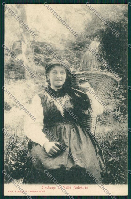Verbania Valle Antigorio Costumi cartolina QQ5703 – fronte