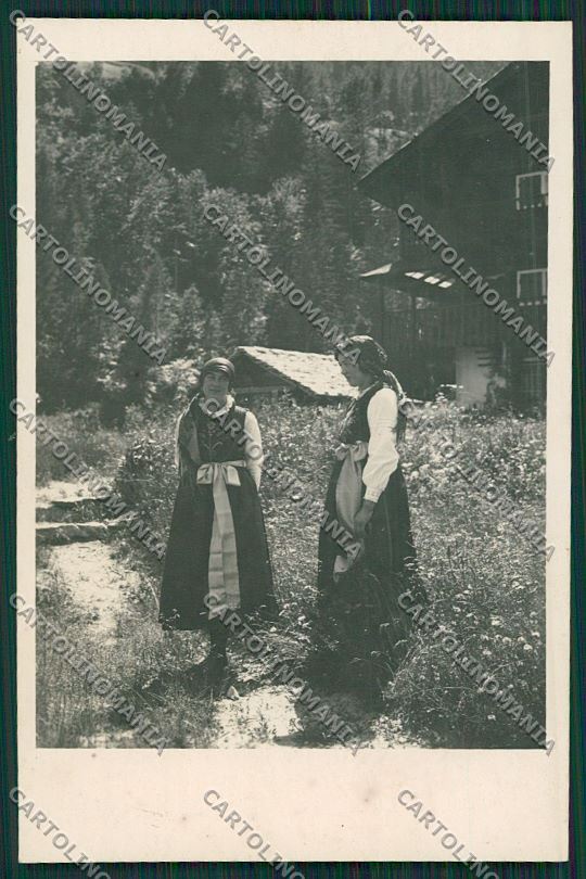 Verbania Costumi Foto cartolina QQ5718 – fronte