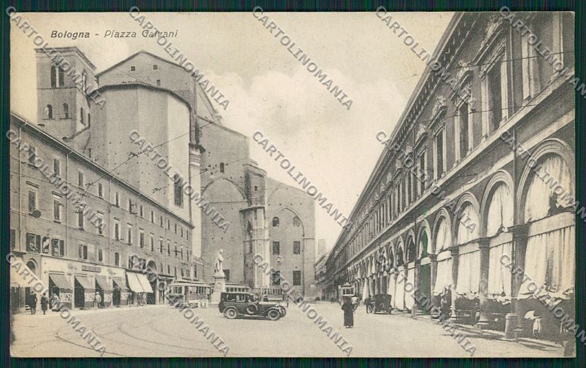Bologna città Piazza Galvani cartolina QQ8901 – fronte