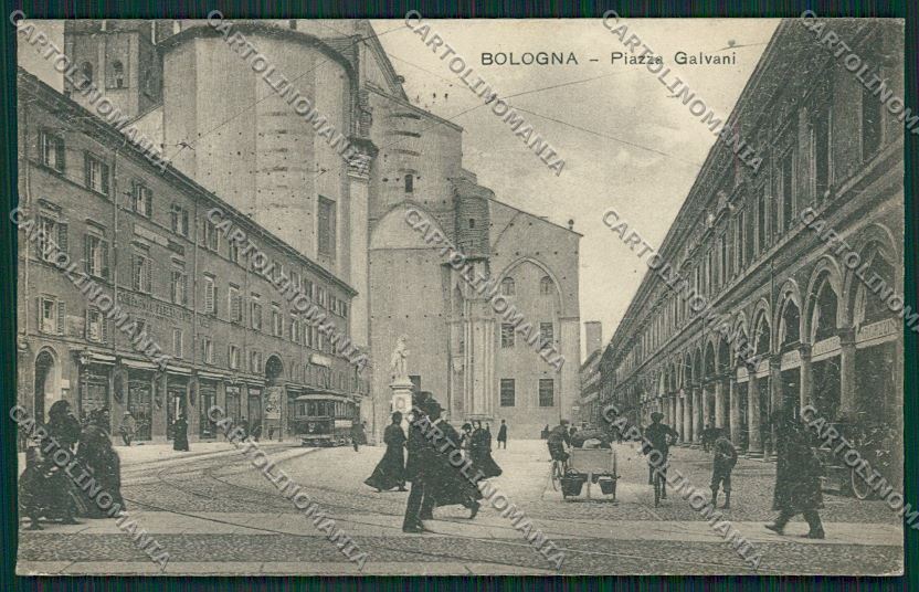 Bologna città Piazza Galvani cartolina QQ8902 – fronte