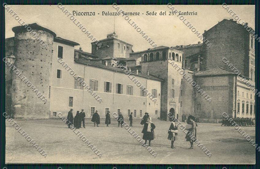 Piacenza Militari Fanteria cartolina QQ9671 – fronte
