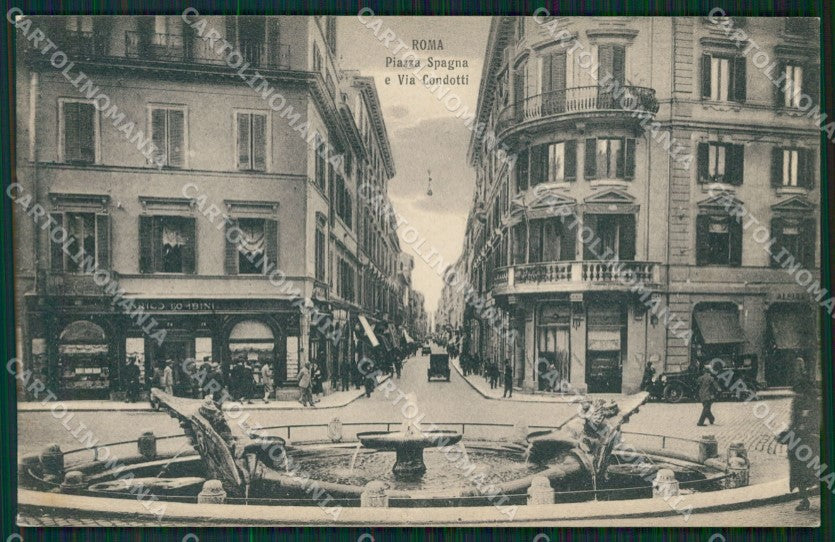 Roma Città Piazza di Spagna Via Condotti PIEGHINA cartolina QT1958 – fronte