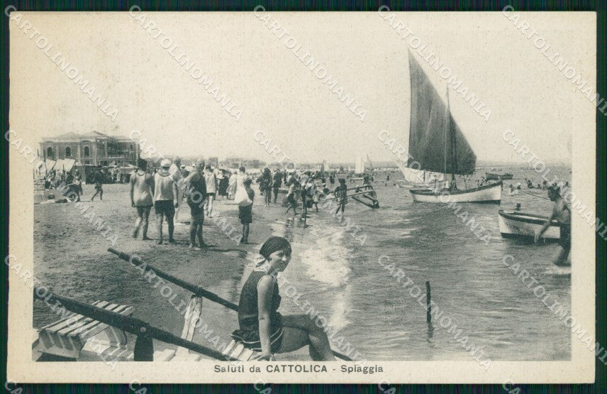 Rimini Cattolica Spiaggia Barche cartolina QT3277 – fronte