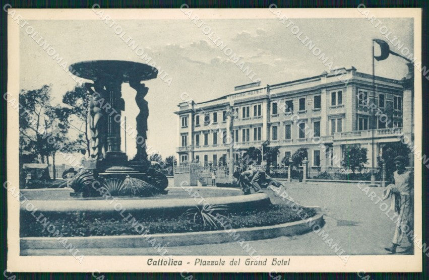 Rimini Cattolica Fontana cartolina QT3290 – fronte