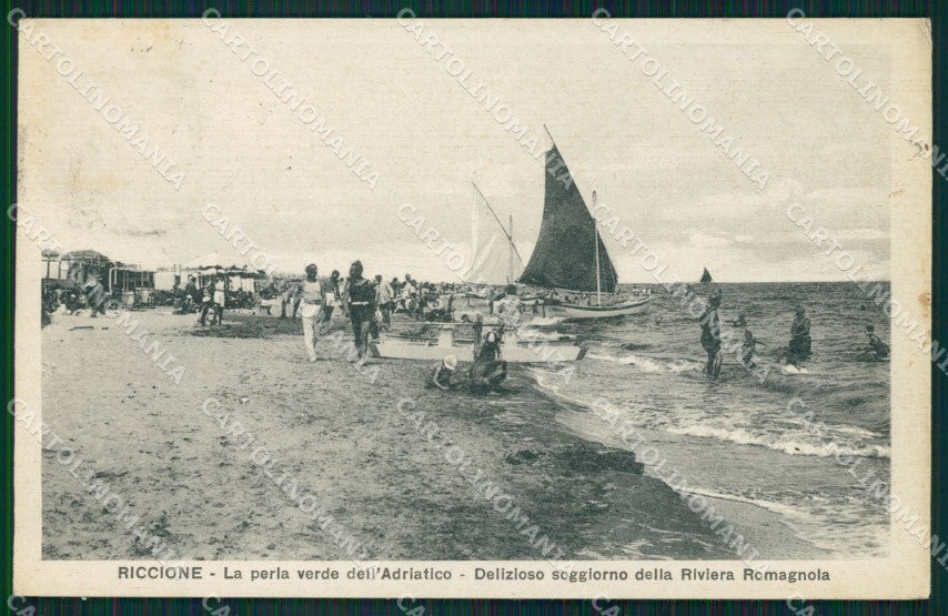 Rimini Riccione Spiaggia Barche cartolina QT3376 – fronte