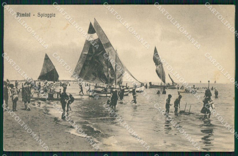 Rimini Città Spiaggia Barche cartolina QT3464 – fronte
