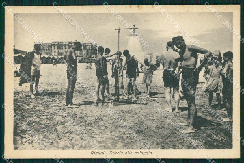 Rimini Città Spiaggia Doccia cartolina QT3482 – fronte