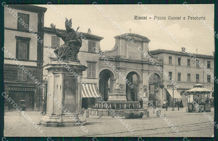 Rimini Città Piazza Cavour Pescheria cartolina QT3550 – fronte