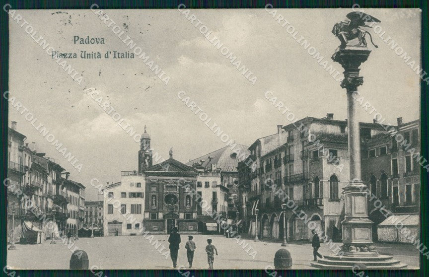 Padova Città Piazza Unità d'Italia cartolina QT3821 – fronte