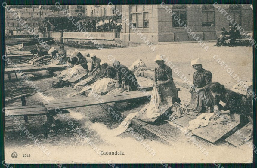 Trento Riva del Garda Lavandaie PIEGHINA cartolina QT4218 – fronte