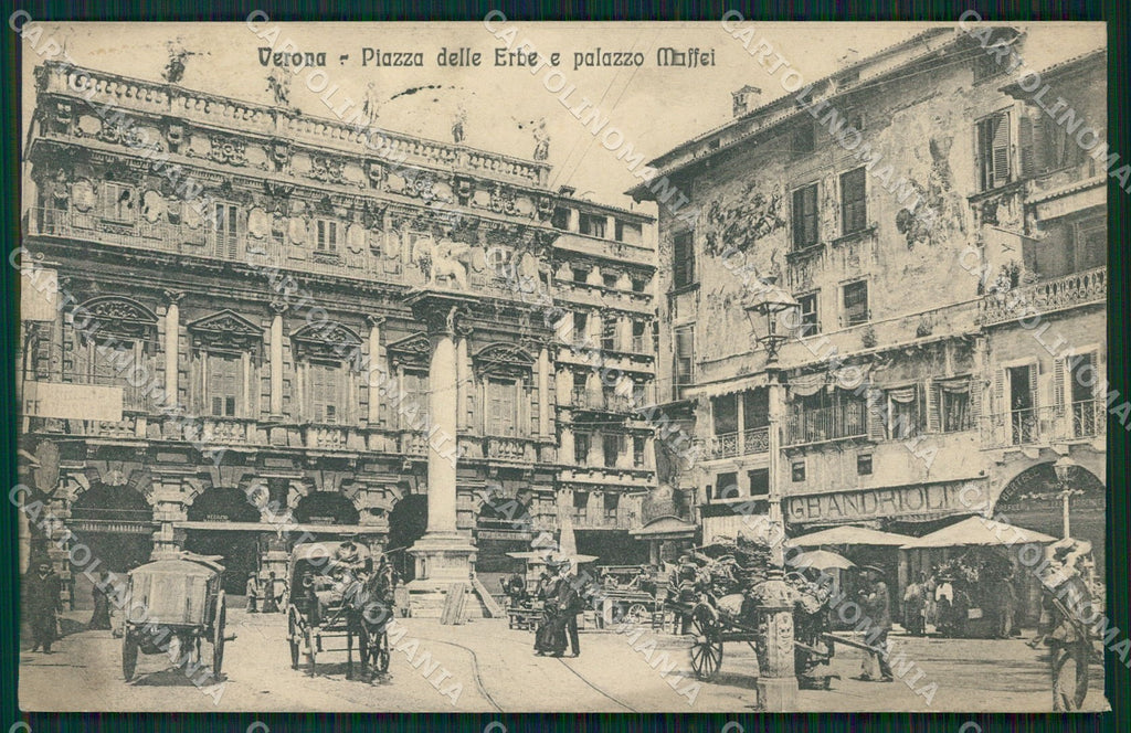 Verona Città Piazza Erbe cartolina QT4444 – fronte