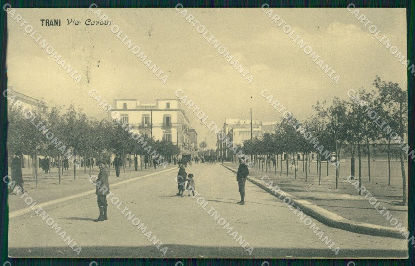 Bari Trani Via Cavour cartolina QT4871 – fronte
