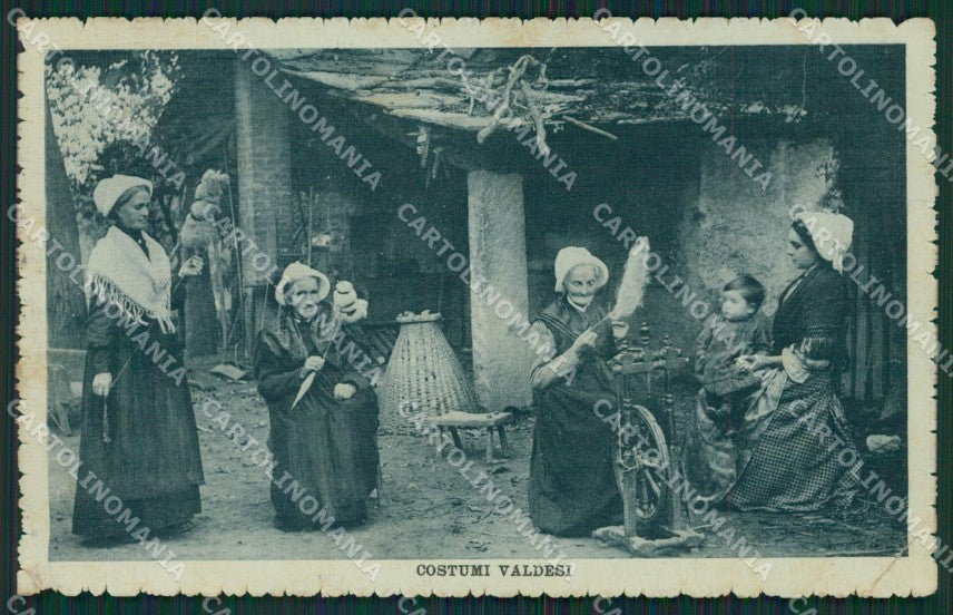 Torino Costumi Valdesi PIEGHE cartolina QZ0644 – fronte