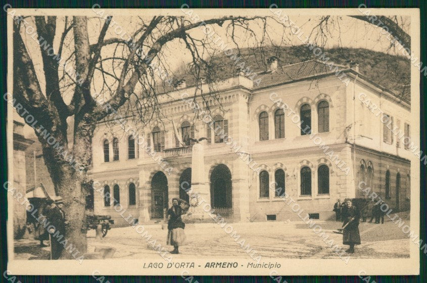 Novara Armeno cartolina QZ2477 – fronte