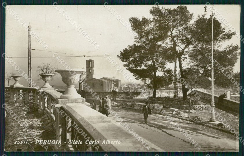 Perugia città PIEGA Foto cartolina QZ2819 – fronte