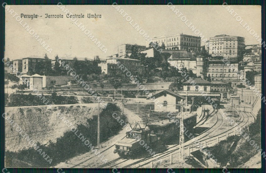 Perugia città Stazione Treno PIEGA cartolina QZ2972 – fronte