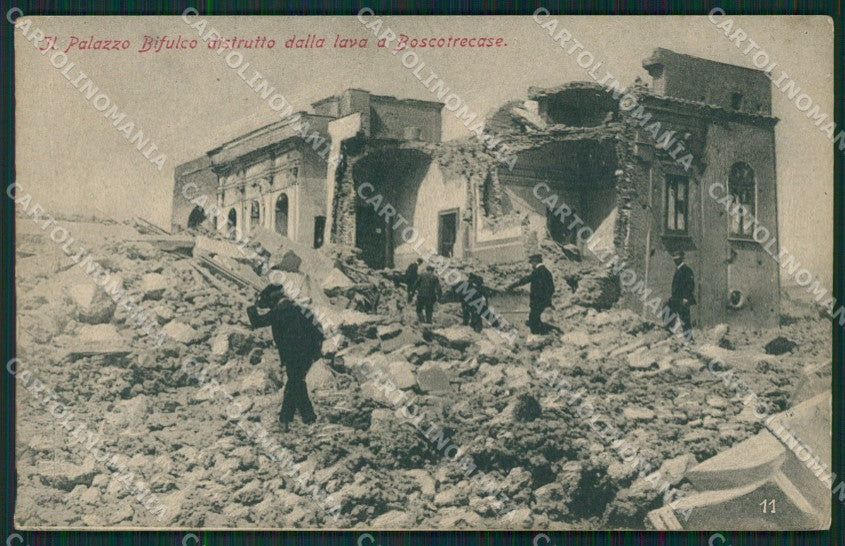 Napoli Vulcano Vesuvio Eruzione Boscotrecase cartolina QZ3674 – fronte