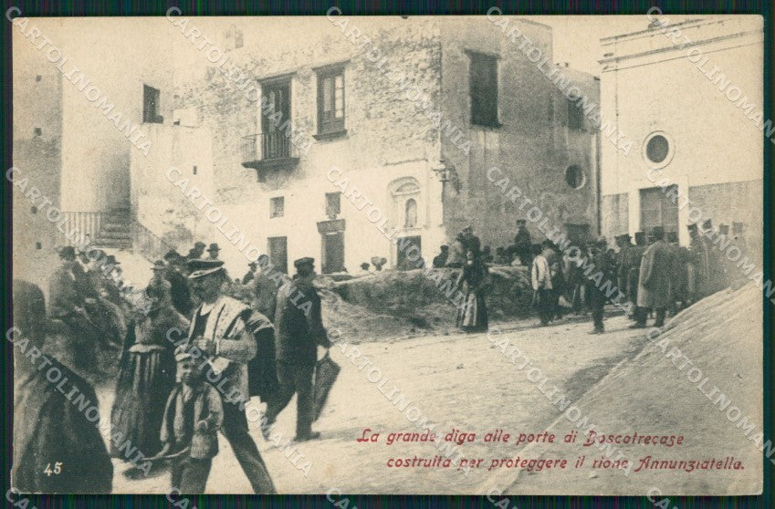 Napoli Vulcano Vesuvio Eruzione Boscotrecase PIEGA cartolina QZ3682 – fronte