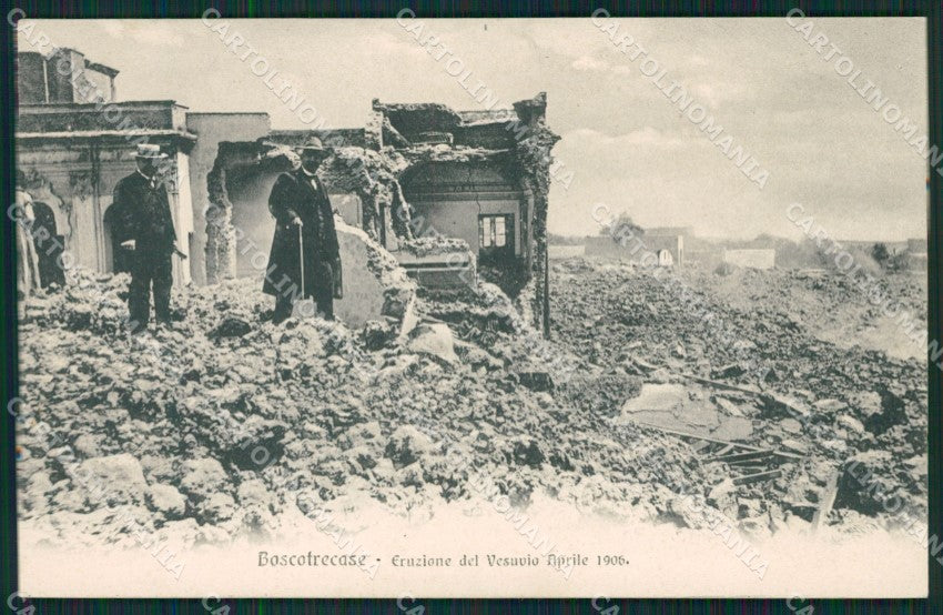 Napoli Vulcano Vesuvio Eruzione Boscotrecase cartolina QZ3686 – fronte