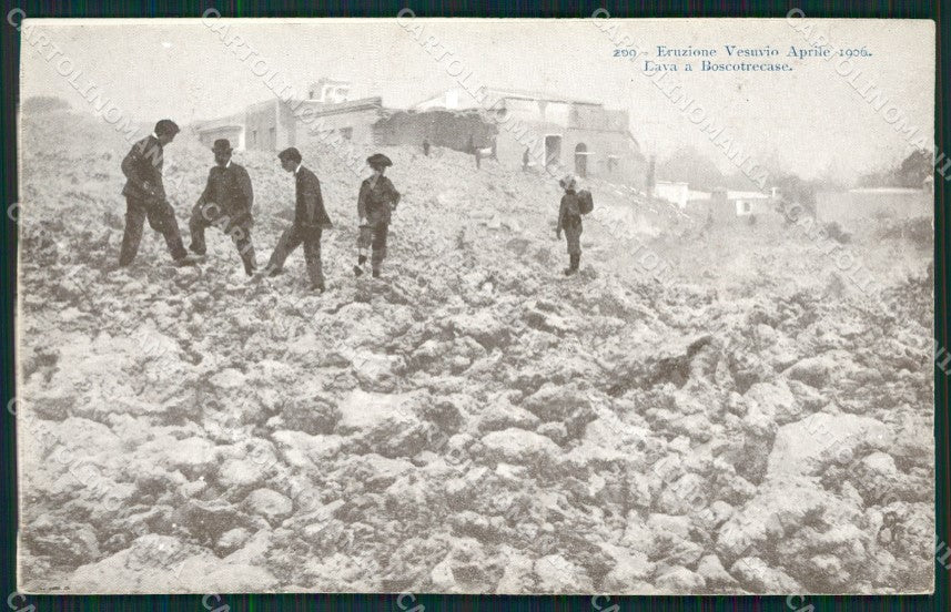 Napoli Vulcano Vesuvio Eruzione Boscotrecase cartolina QZ3687 – fronte