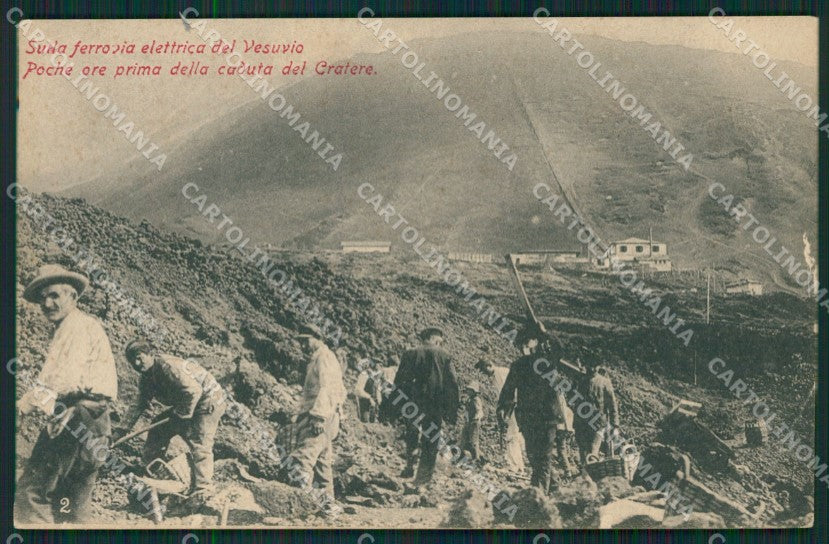 Napoli Vulcano Vesuvio Eruzione PIEGA cartolina QZ3727 – fronte
