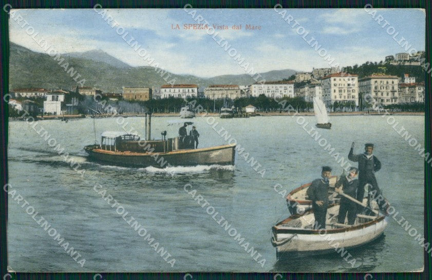 La Spezia Città Barche Marinai cartolina QZ7323 – fronte